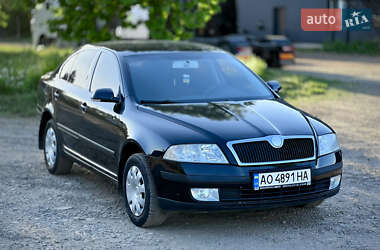 Лифтбек Skoda Octavia 2008 в 