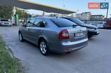 Лифтбек Skoda Octavia 2012 в 