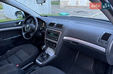 Лифтбек Skoda Octavia 2012 в 