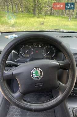 Универсал Skoda Octavia 2001 в 