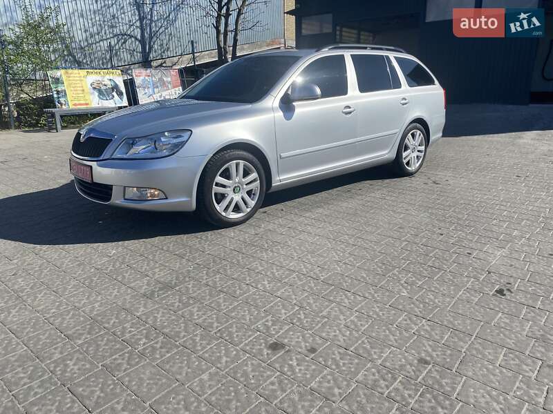 Универсал Skoda Octavia 2011 в Львове