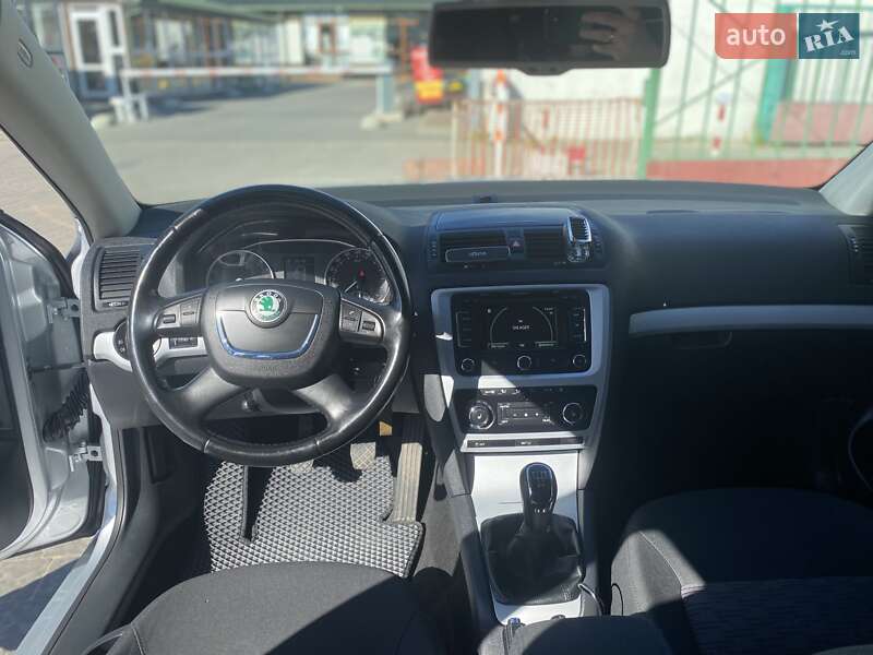 Универсал Skoda Octavia 2011 в Львове