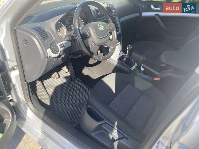 Универсал Skoda Octavia 2011 в Львове