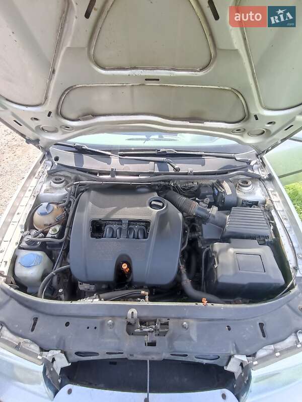 Універсал Skoda Octavia 2001 в Гребінці
