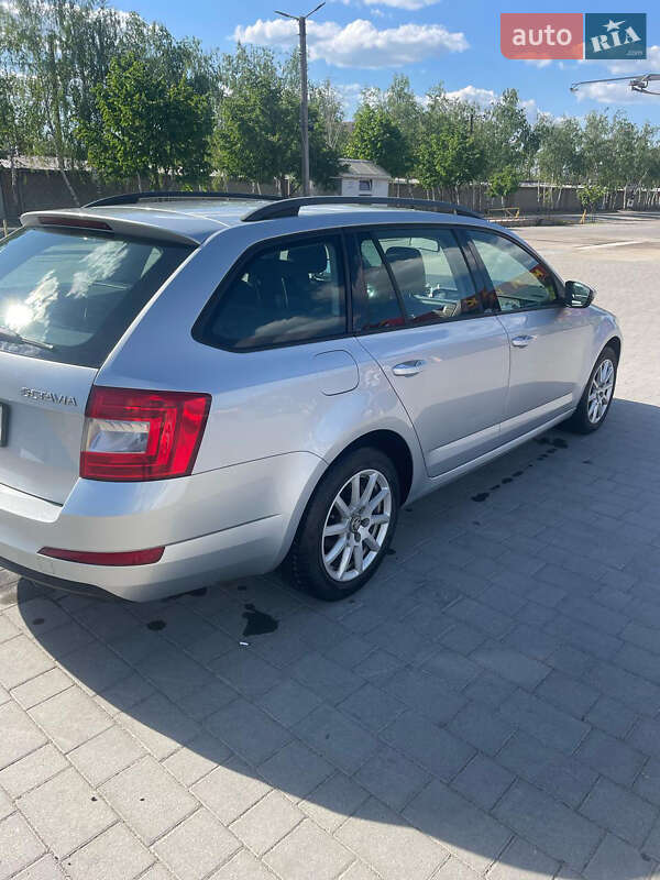 Універсал Skoda Octavia 2014 в Виноградові