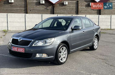 Лифтбек Skoda Octavia 2010 в 