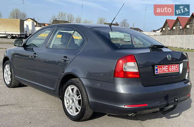 Лифтбек Skoda Octavia 2010 в 