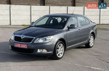 Лифтбек Skoda Octavia 2010 в 