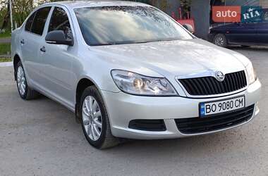 Ліфтбек Skoda Octavia 2012 в Теофіполі