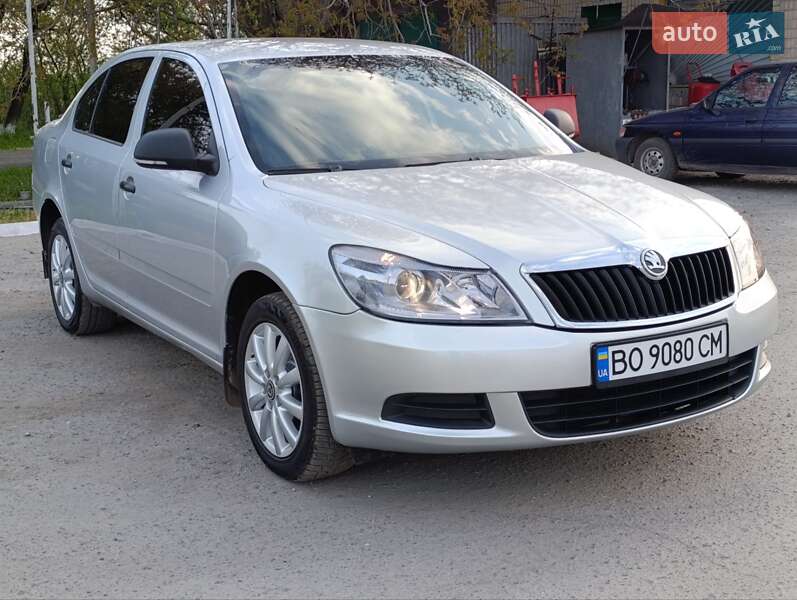 Ліфтбек Skoda Octavia 2012 в 