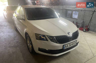Ліфтбек Skoda Octavia 2019 в 