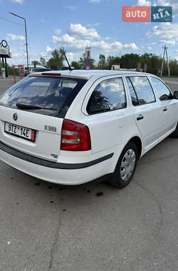 Универсал Skoda Octavia 2011 в 