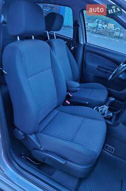 Лифтбек Skoda Octavia 2004 в 