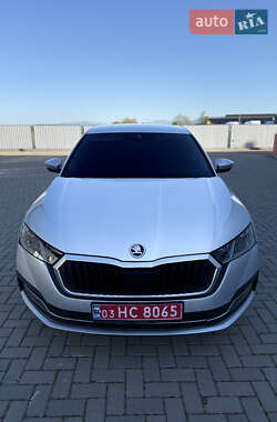 Лифтбек Skoda Octavia 2021 в 