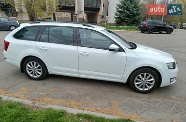 Універсал Skoda Octavia 2016 в 