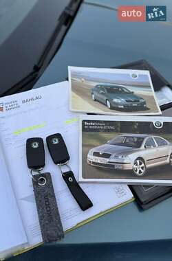 Ліфтбек Skoda Octavia 2006 в 