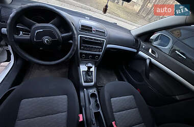 Универсал Skoda Octavia 2010 в 