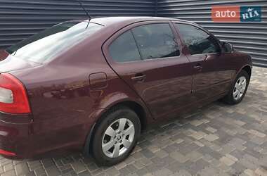 Лифтбек Skoda Octavia 2011 в 