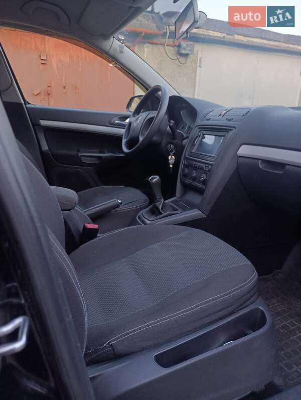 Ліфтбек Skoda Octavia 2006 в Борисполі