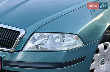 Лифтбек Skoda Octavia 2005 в 