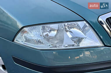Лифтбек Skoda Octavia 2005 в 