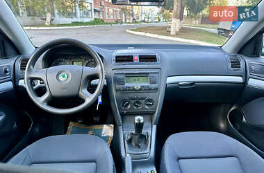 Лифтбек Skoda Octavia 2005 в 