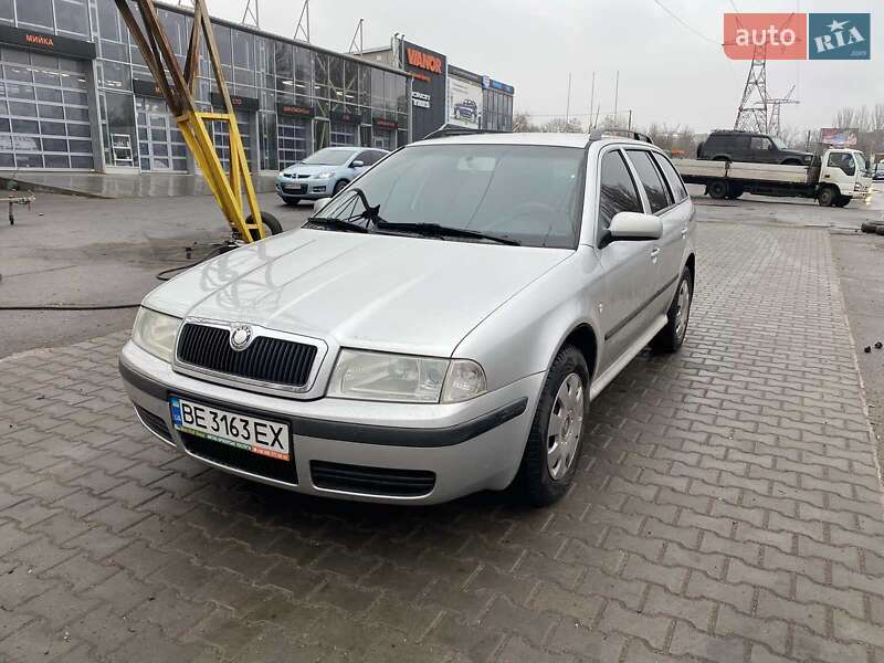 Універсал Skoda Octavia 2001 в 