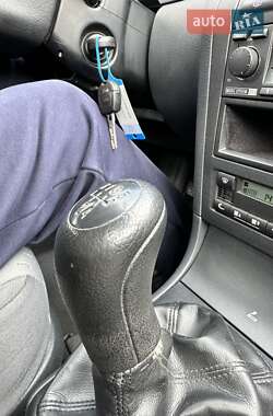 Лифтбек Skoda Octavia 2003 в 