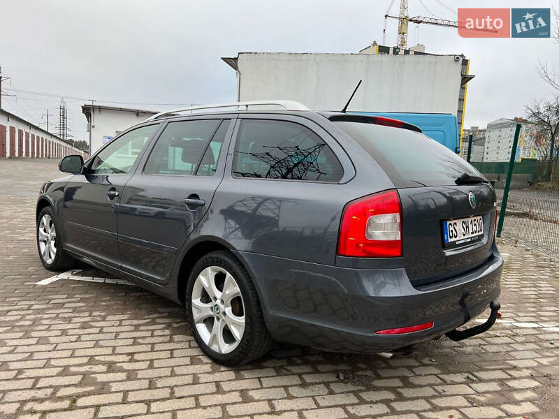 Універсал Skoda Octavia 2010 в Бучі