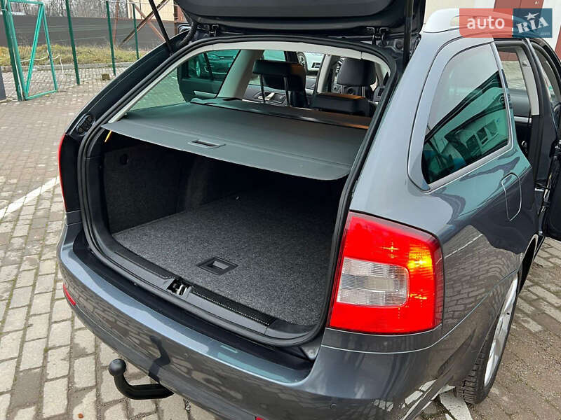 Універсал Skoda Octavia 2010 в Бучі