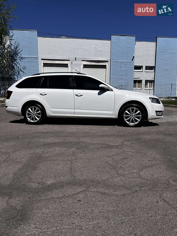 Універсал Skoda Octavia 2015 в Києві