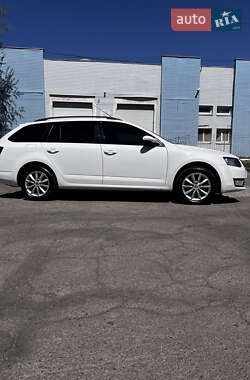 Универсал Skoda Octavia 2015 в 