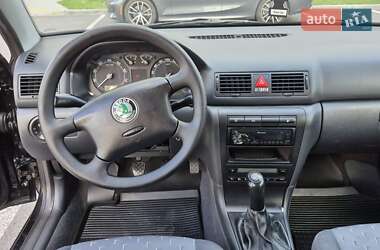 Универсал Skoda Octavia 2003 в 