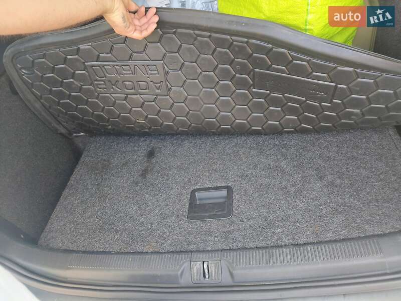 Универсал Skoda Octavia 2012 в Львове
