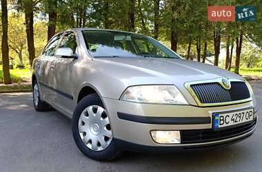 Ліфтбек Skoda Octavia 2004 в Львові