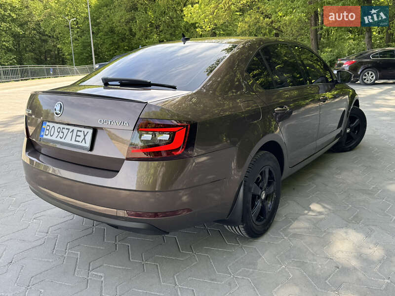Лифтбек Skoda Octavia 2018 в Тернополе