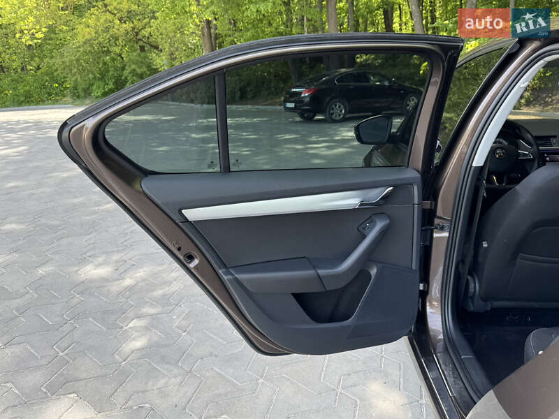Лифтбек Skoda Octavia 2018 в Тернополе