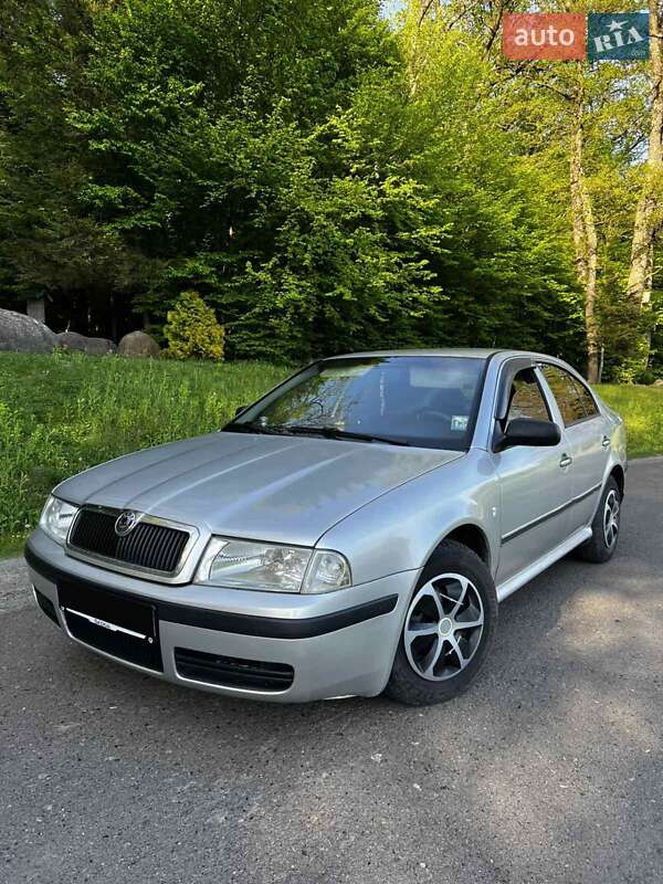 Skoda Octavia 2000