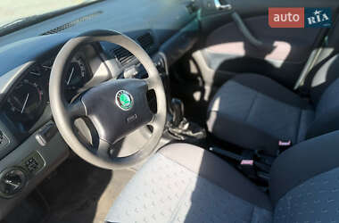 Універсал Skoda Octavia 2001 в 