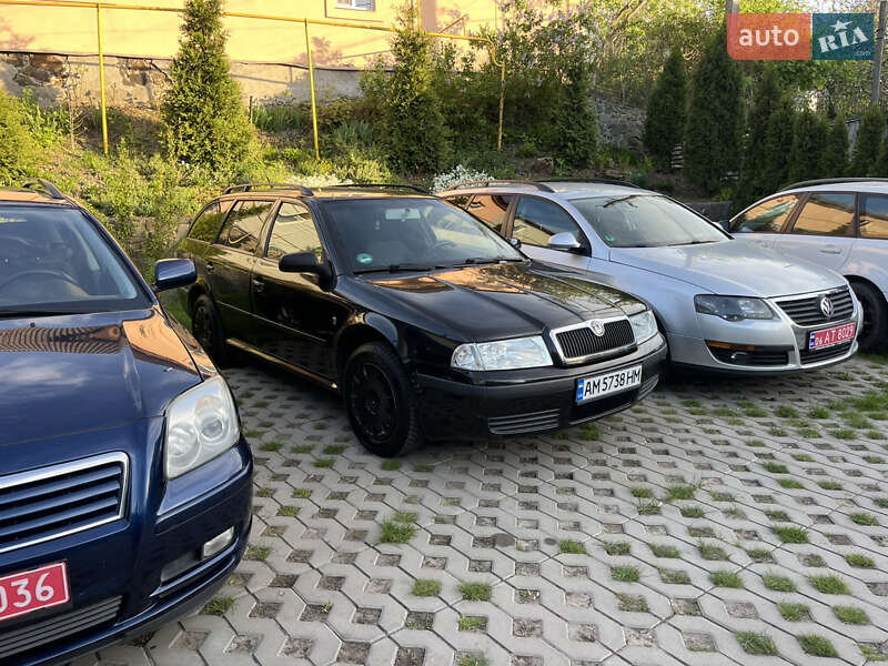 Універсал Skoda Octavia 2008 в Звягелі