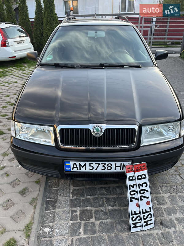 Універсал Skoda Octavia 2008 в Звягелі