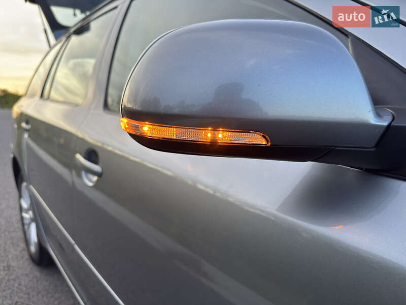 Универсал Skoda Octavia 2012 в Ровно