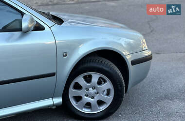 Универсал Skoda Octavia 2009 в 