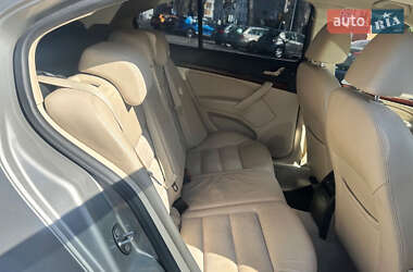 Лифтбек Skoda Octavia 2011 в 