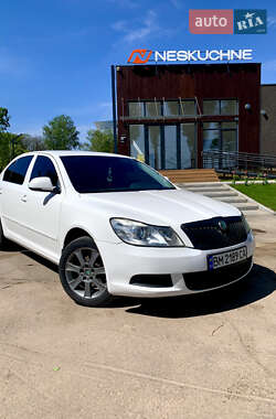 Лифтбек Skoda Octavia 2013 в Тростянце