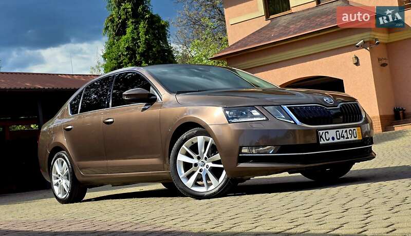 Ліфтбек Skoda Octavia 2019 в 