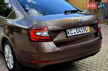 Ліфтбек Skoda Octavia 2019 в 