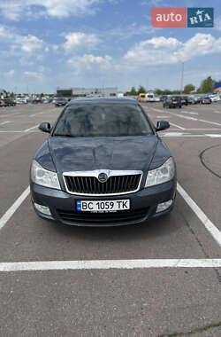 Лифтбек Skoda Octavia 2010 в Львове