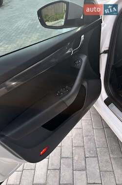 Универсал Skoda Octavia 2014 в 
