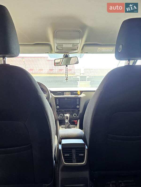 Ліфтбек Skoda Octavia 2019 в Ужгороді